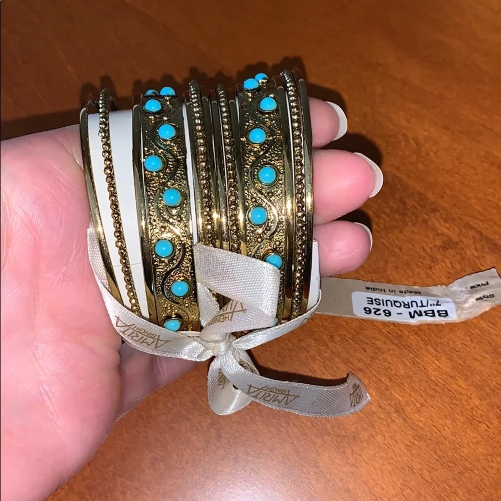 Amrita Singh bangles - Picture 2 of 4